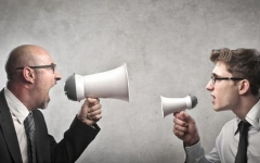 Nghệ thuật thu phục nhân tài của sếp giỏi: Đừng cố làm bạn với nhân viên, hãy cho họ thấy “trí khôn 