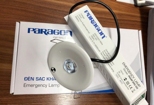 Đèn sạc âm trần đèn chiếu sáng khẩn cấp Paragon PEMF3RC-G2